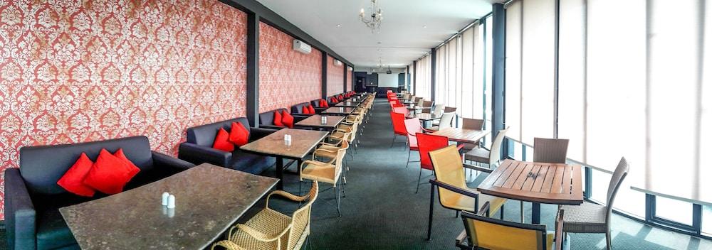 The 1O1 Malang Oj Hotel Eksteriør billede