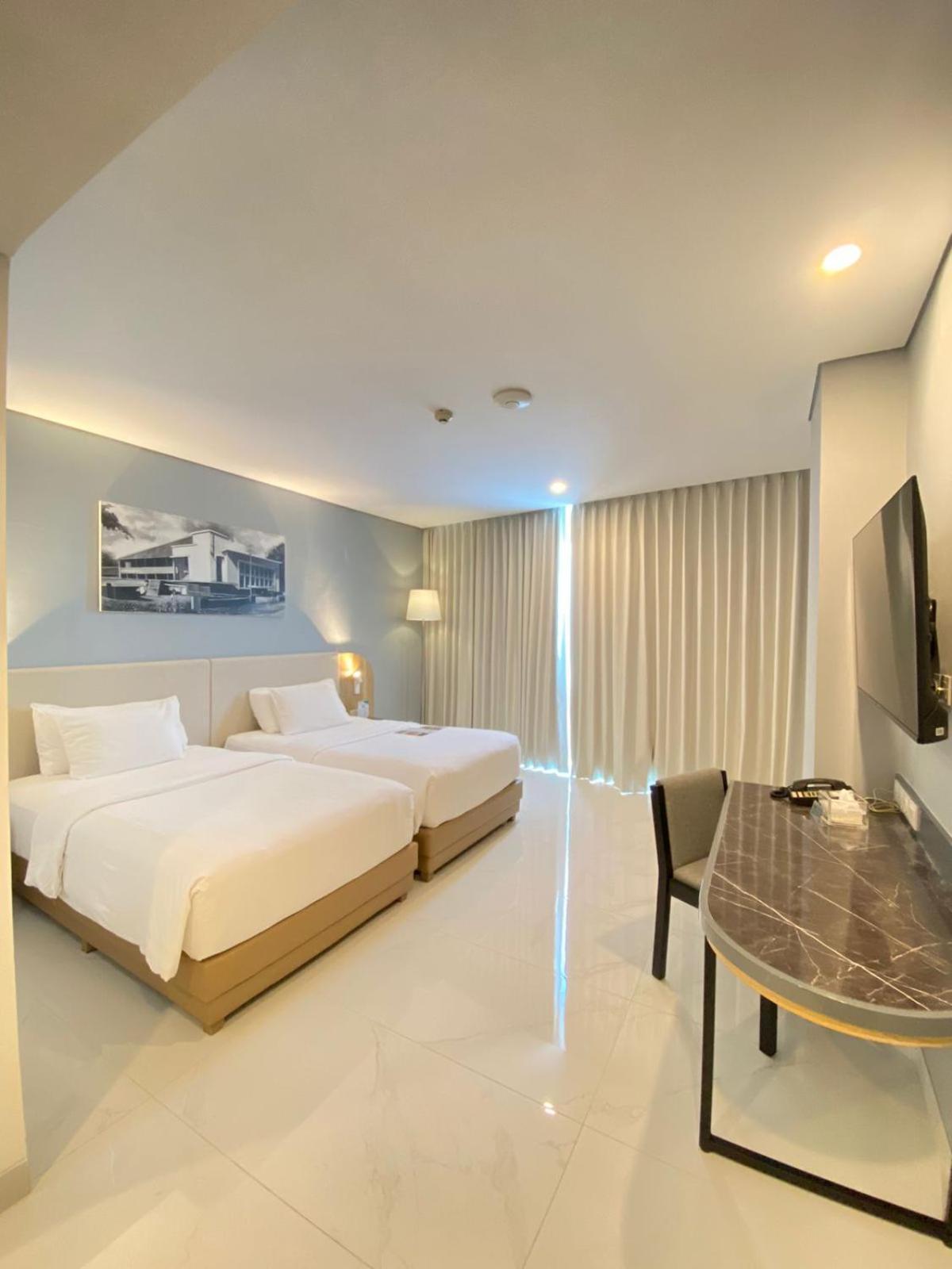 The 1O1 Malang Oj Hotel Eksteriør billede
