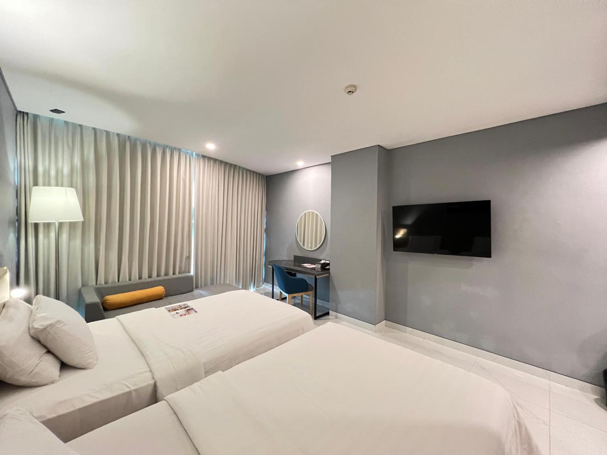 The 1O1 Malang Oj Hotel Eksteriør billede