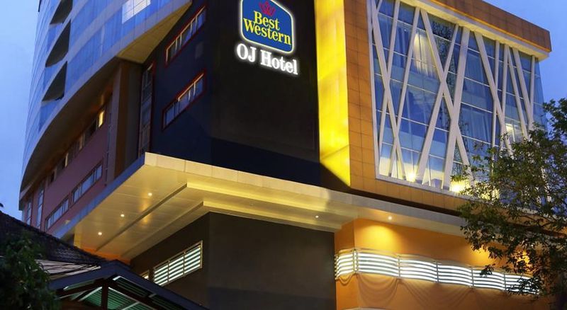 The 1O1 Malang Oj Hotel Eksteriør billede